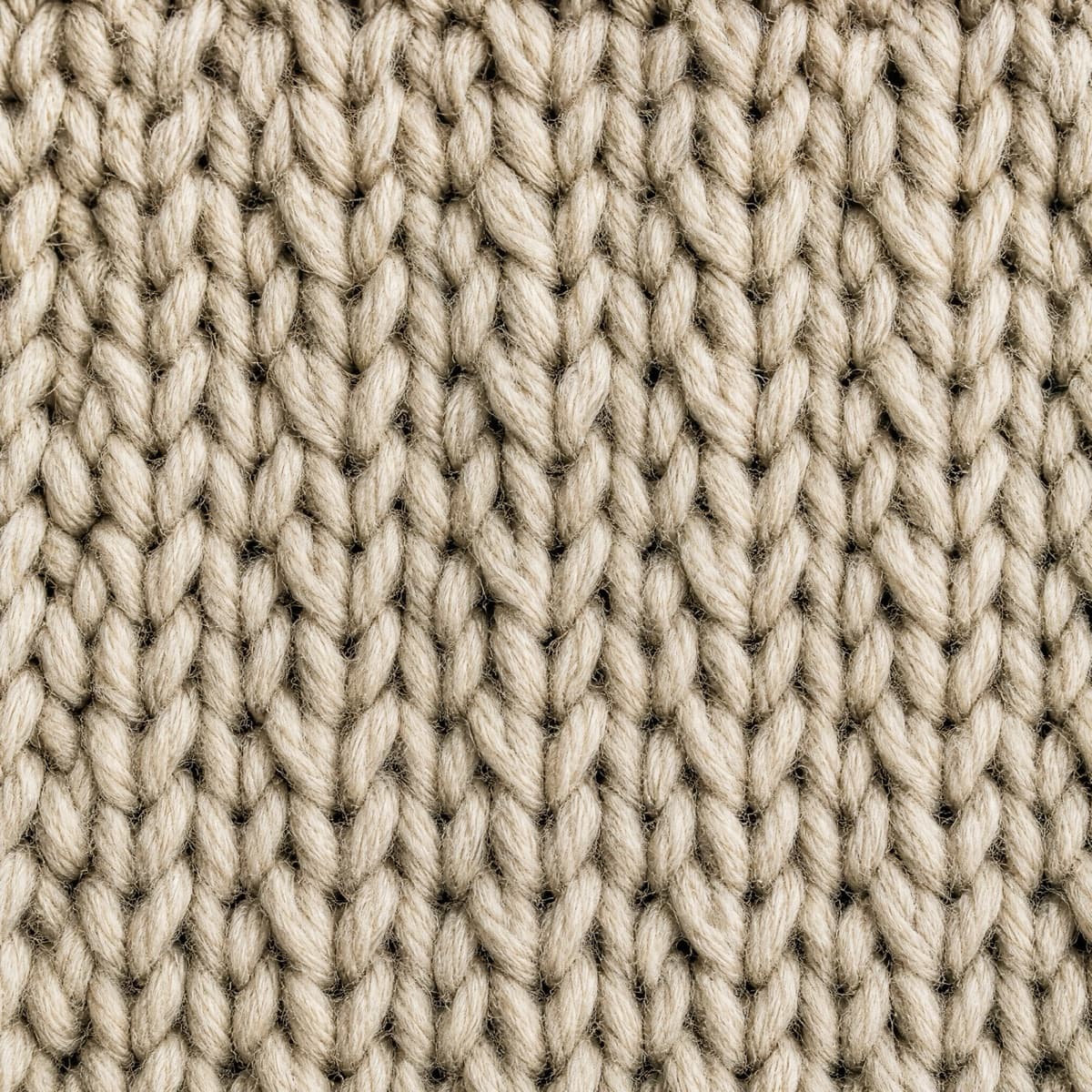 Macro of the thick knit structure used on Plain Thick 20.